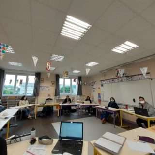Les enseignants en concertation