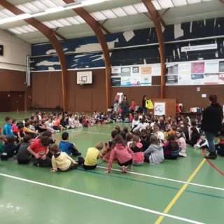 Première matinée de sport sur le thème de la période: le lancer.